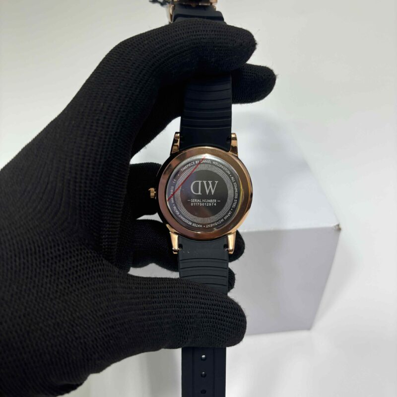 Daniel Wellington Ladies Black Dial For Leadies - Image 2