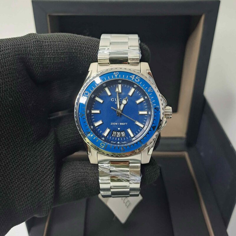 Gucci DIVE Date YA136205 Blue Dial