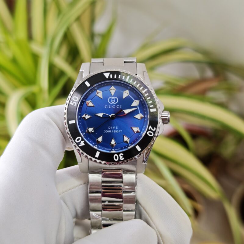 Gucci Dive YA136357 Blue Dial Stainless