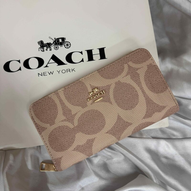 Coach zipper Wallet Sand Beige