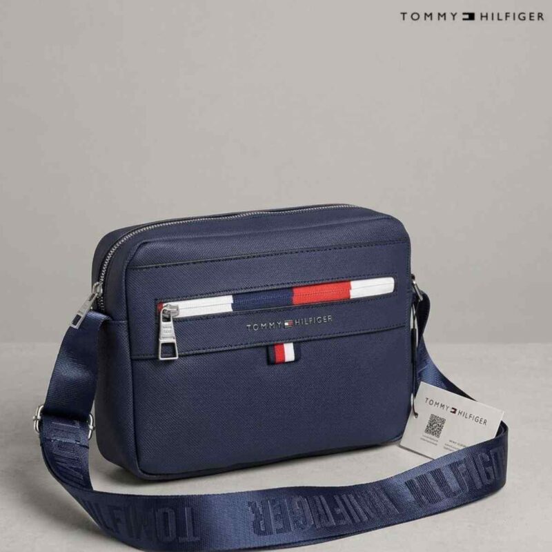 Tommy Hilfiger Navy Blue pebbled crossbody bag