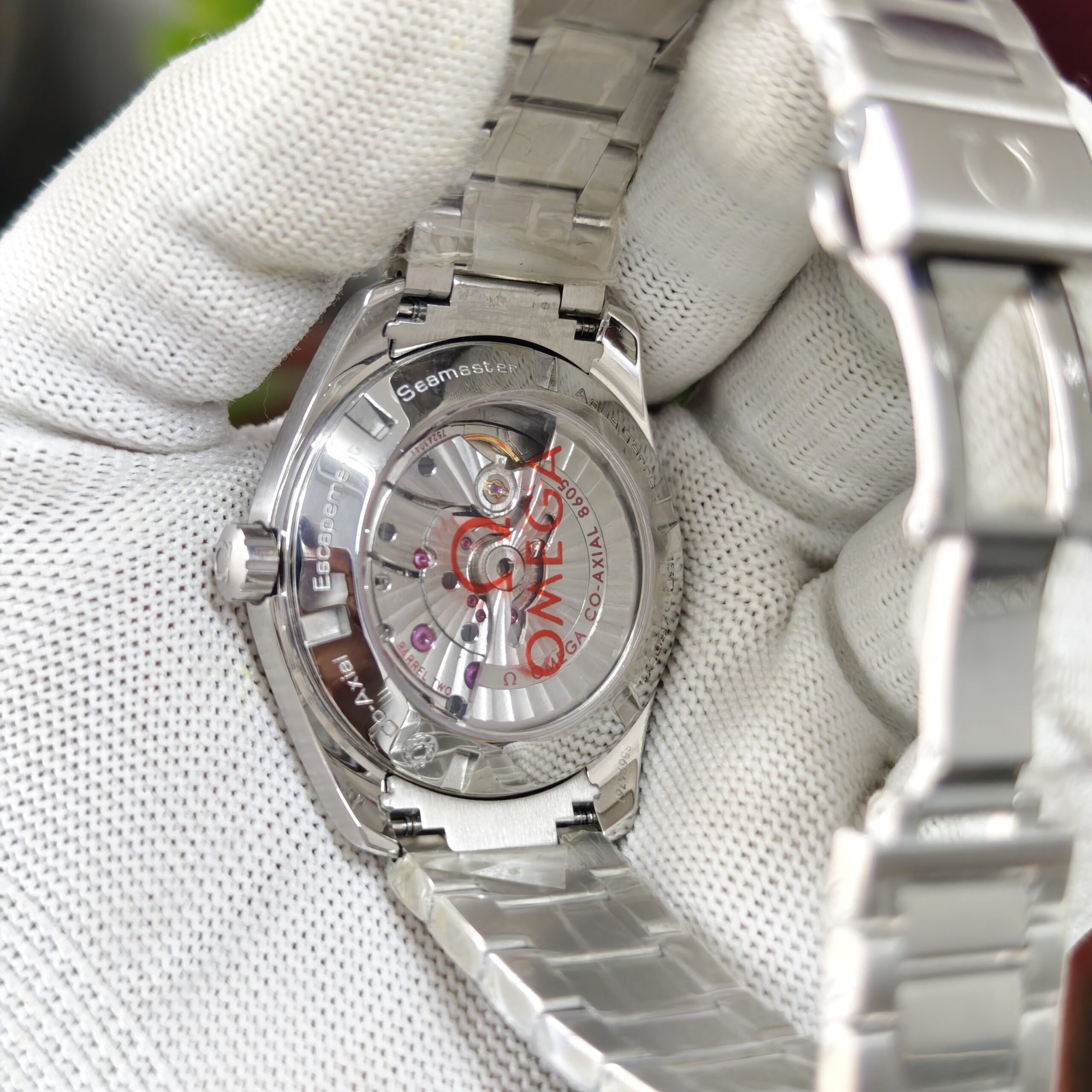 Omega Seamaster Aqua Terra Co-Axial Master Chronometer Black Dial Swiss ETA Automatic Watch with stainless steel bracelet and sapphire crystal.