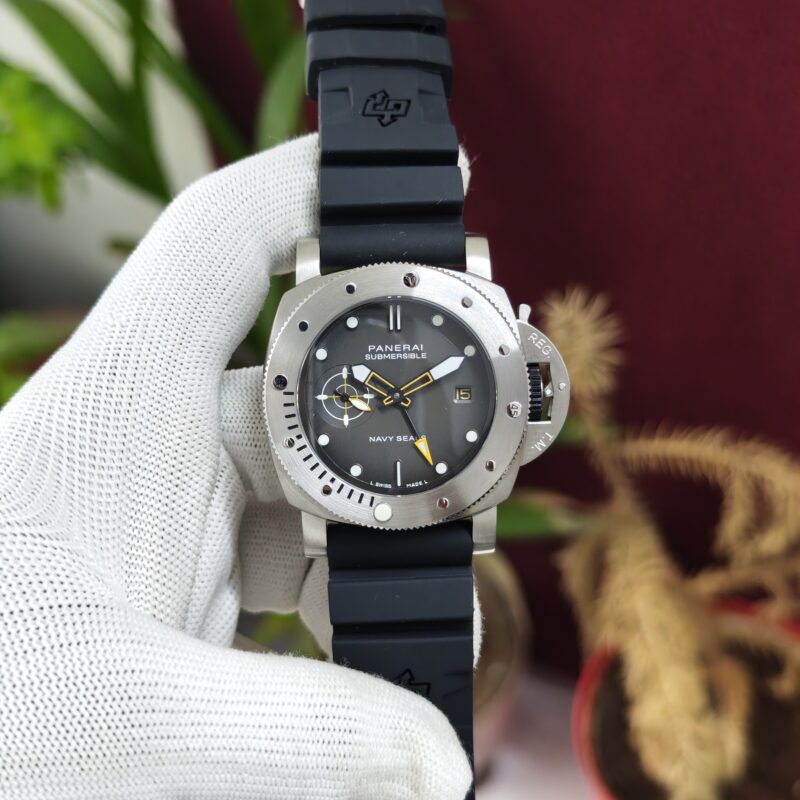 Panerai Submersible Navy SEALs Black Dial Swiss Automatic Watch with Black Rubber Strap